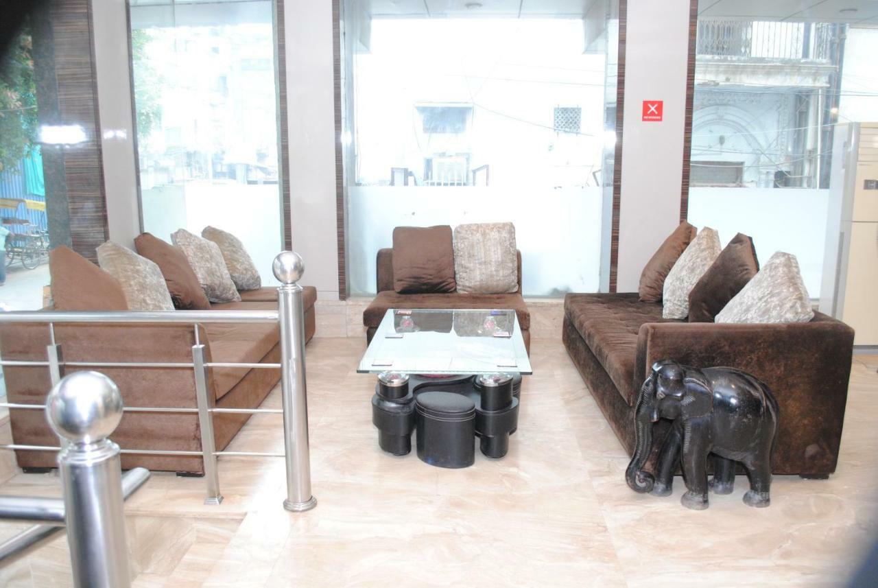 Hotel Superb 5 Mins Walk From New Delhi Station Bagian luar foto