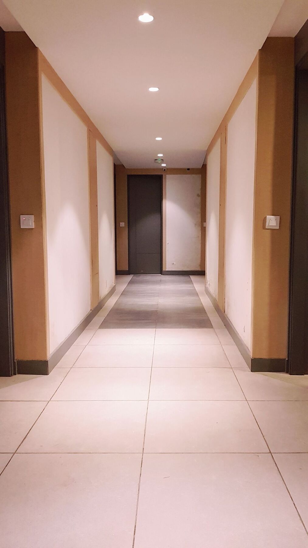 Hotel Superb 5 Mins Walk From New Delhi Station Bagian luar foto